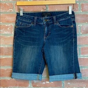 𝅺BANANA Republic Jean Shorts